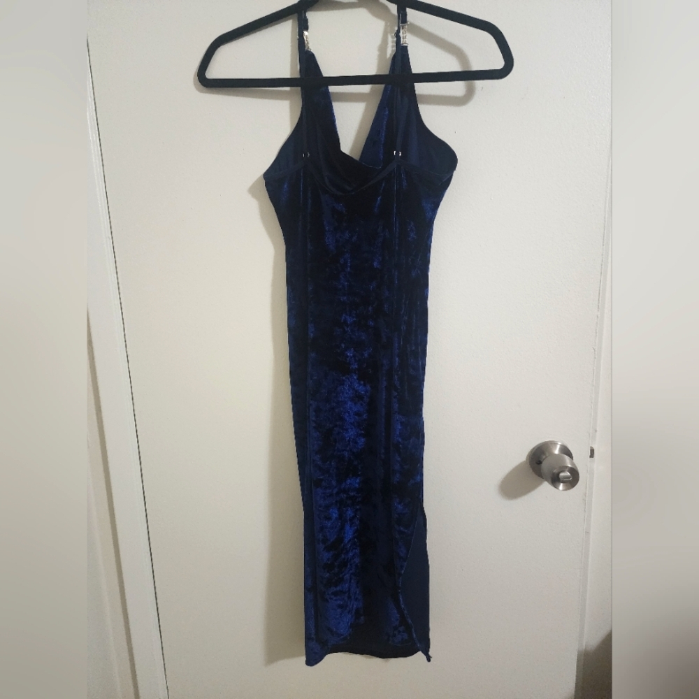 Elegant Blue Velvet Dress